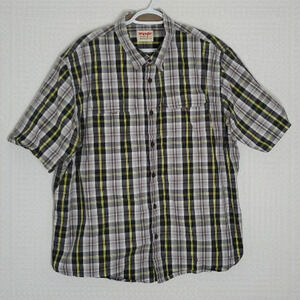 Wrangler XL grey and yellow plaid button down short sleeve shirt